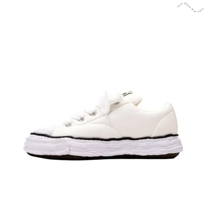 Low Top Canvas Casual Sneakers, White Canvas Upper, Integrated White Toe Cap, Wavy Thick Platform Sole, Wear Resistant Rubber Outsole, Lightweight Design, Street Fashion, Daily Walking Wear, Comes With Original Shoe Box