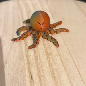 Articulated Octopuse Toy - Multicolor Design, Realistic Octopus Feature