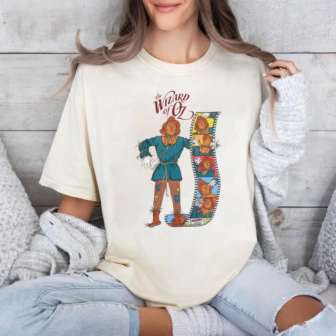 Retro Scarecrow Wizard of Oz Shirt, Musical Theatre Gift, Jonathan Bailey Inspired Shirt, Wicked Musical Theatre Fan TShirt, Fiyero Tee