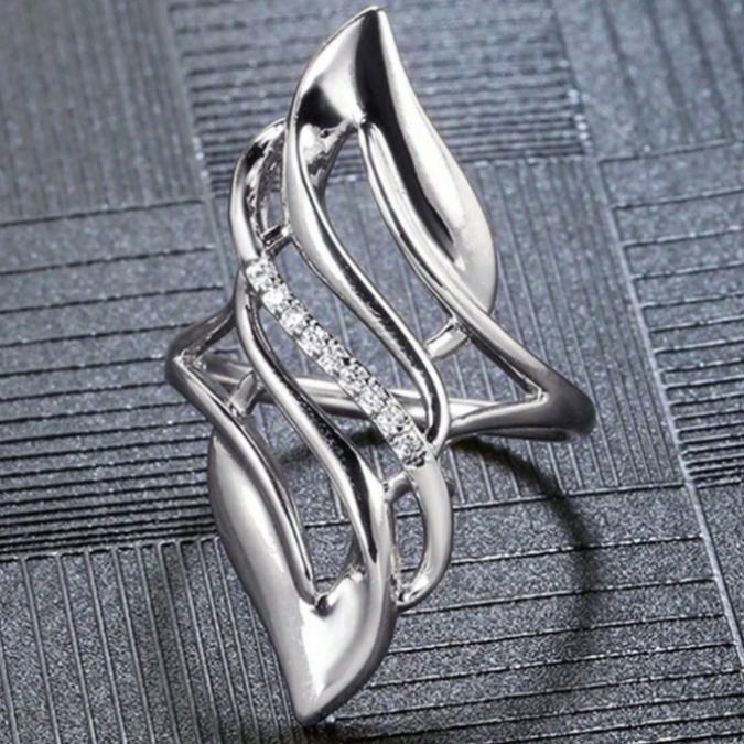 Cubic Zirconia Elegant Ring for Women – Wedding & Engagement Dainty Crystal Band Jewelry