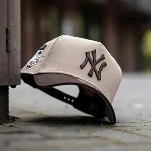 New Era New York Yankees 9FORTY Brown Snapback Hat – Adjustable MLB Baseball Cap – Streetwear Unisex Summer Edition