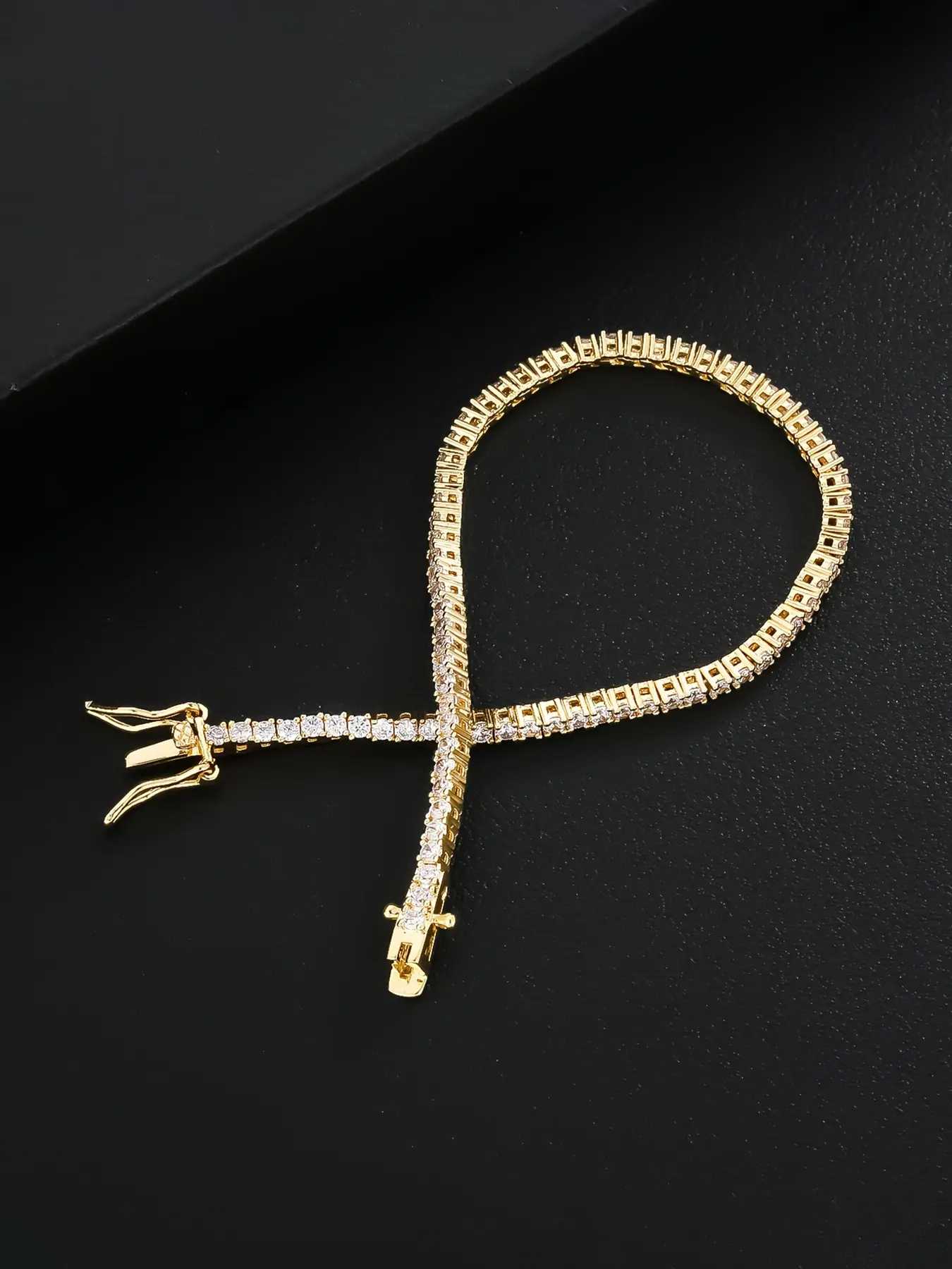 Icedchics 3mm Single Row Tennis Chain Full Zircon Hip Hop Bracelet, Cz Tennis Bracelet, Copper Bracelet, Unisex Couple Jewelry Gift for Valentine's Day Anniversary