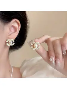 Elegant Criss-pearl Stud Earrings C-shaped Design for Women's Daily Wear Outings Events Luxurious Minimalist Jewelry Christmas Gift