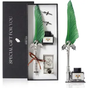Dragon Quill Pen and Ink Set,  Dragon  Pen with Novelty Pen Base, Retro Carving Dip Pen Calligraphy Pen  Set for Writing, Drawing, Desktop Decoration (Green)