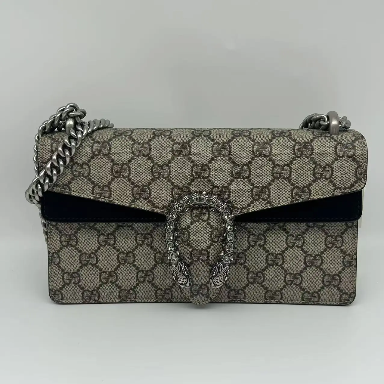 Pre-owned GUCCI Dionysus GG Supreme Shoulder Bag