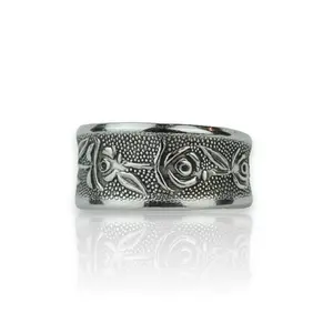 Tres Rosas - Handcrafted Stainless Steel Rose Spoon Ring