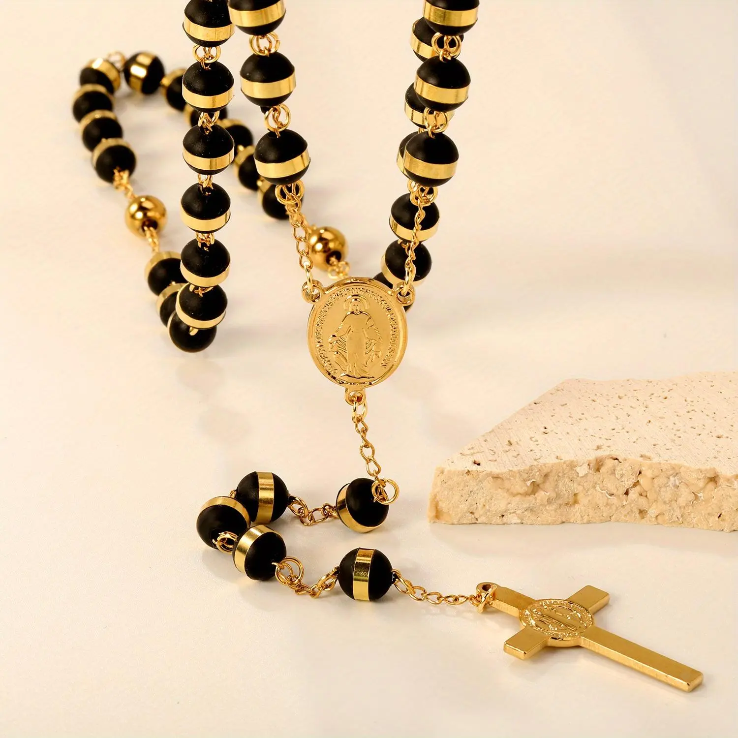Vintage Pendant Jewelry Set - Black Beaded, Stainless Steel Portrait Charm, Unisex Retro Leisure & Outdoor Sports Accessory Necklace