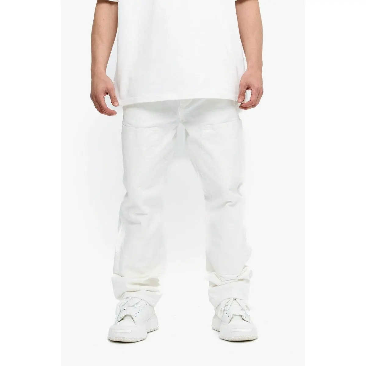 Mr. Straight White