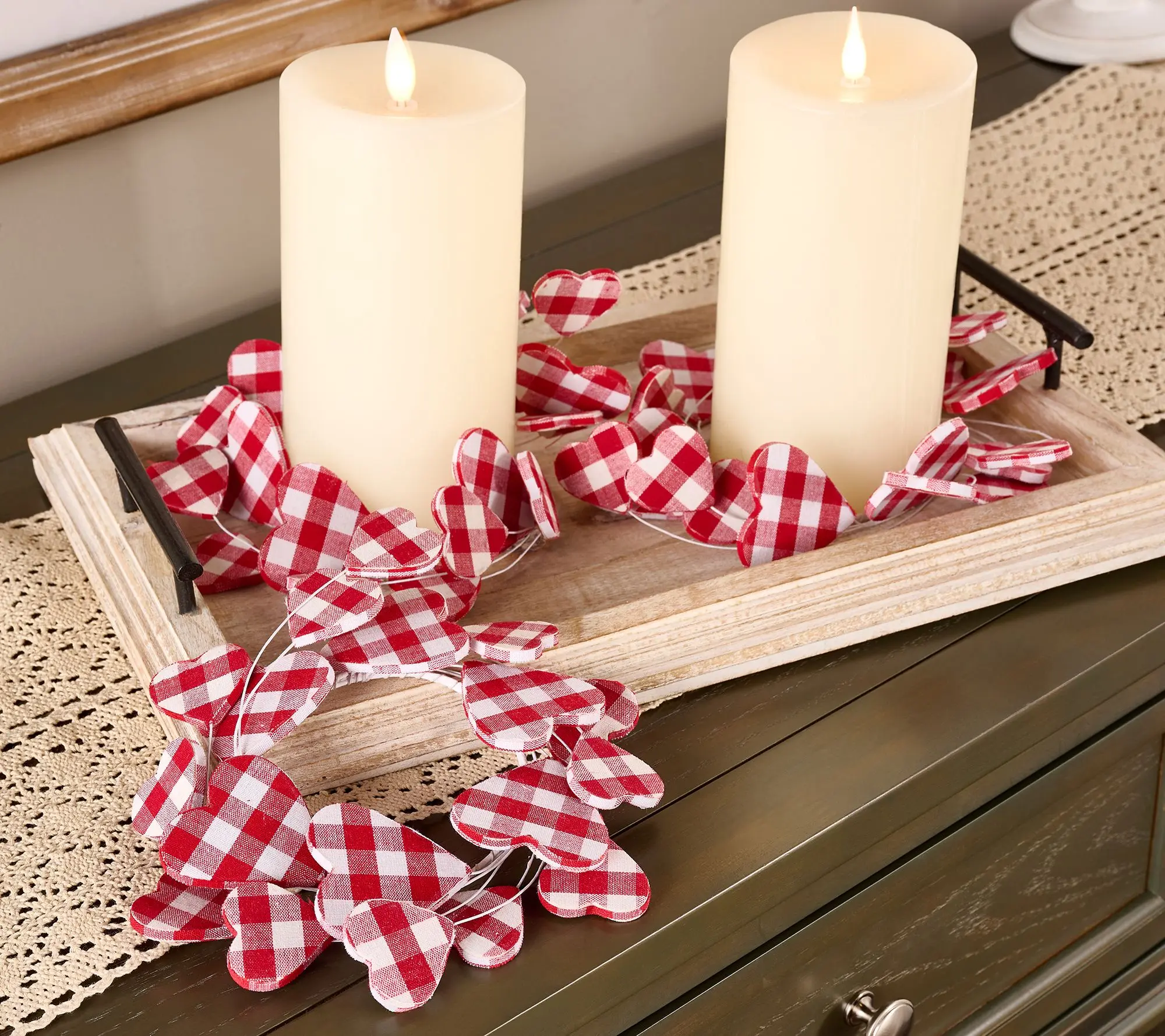 Set of 3 Red & White Checked Heart Candle Rings by Valerie