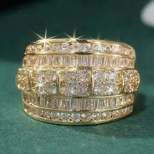 1pc Elegant Women'S Eternal Ring with Sparkling Cubic Zirconia - Luxurious Wide Face Design for Weddings, Daily Occasions, and Parties, All Seasons, Everyday Elegance | Sparkling Ring | Durable Metal, Eternal Ring