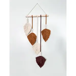Simple Macramé Feathers