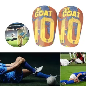 1 pair of football inserts, Shin Guards, compact and lightweight, plug-in football equipment, comfortable fit to the legs, unisex football accessories, Soccer Training Equipment