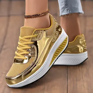 Women's glossy outdoor sports and leisure shoes, fashionable casual sports running shoes, lightweight height-increasing walking shoes