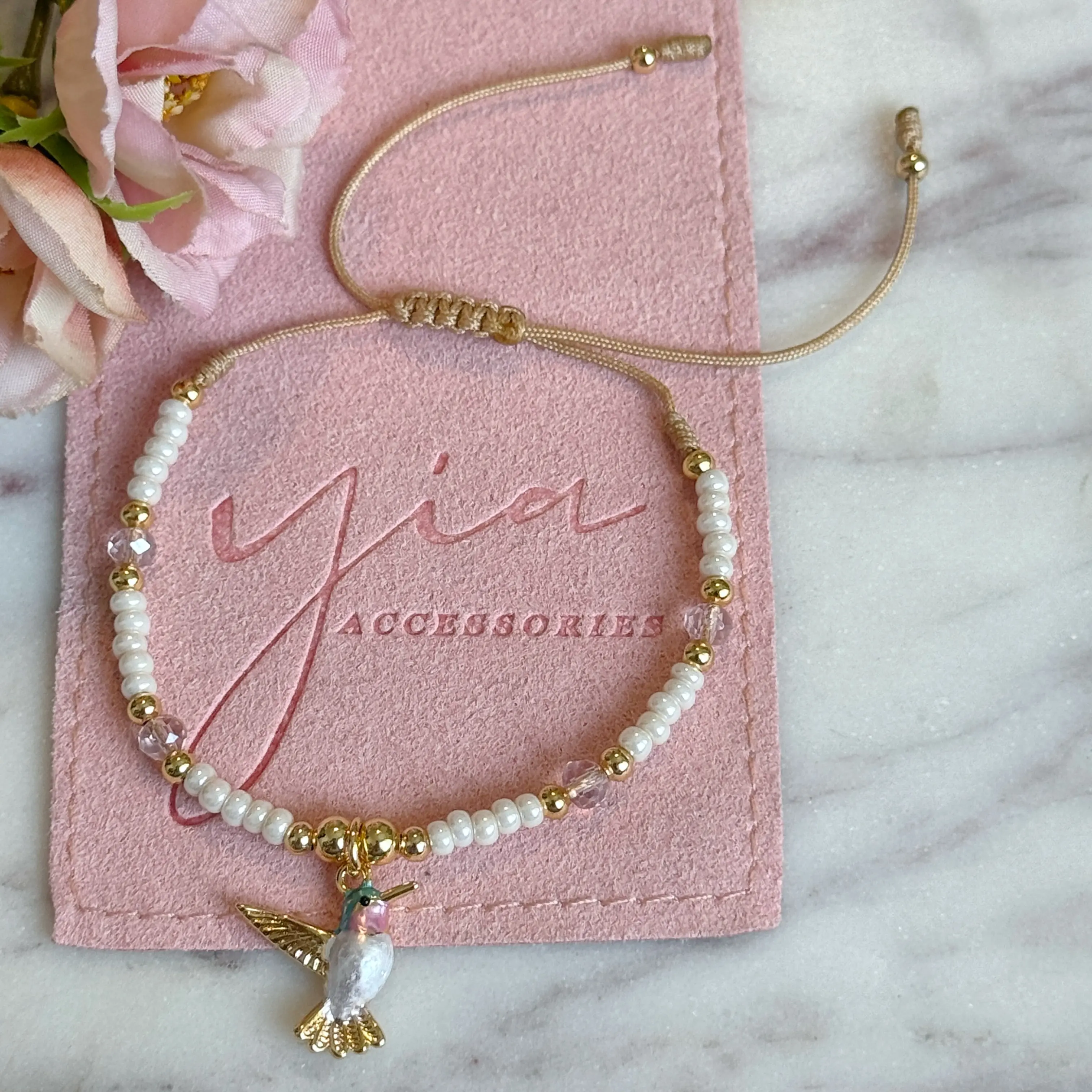 Gold Plated Beaded Strand Bracelet with Dainty Hummingbird Charm, Adjustable Casual Jewelry for Men and Women, Gold Plated Bracelet, Fashion Bracelet, Bead Bracelets