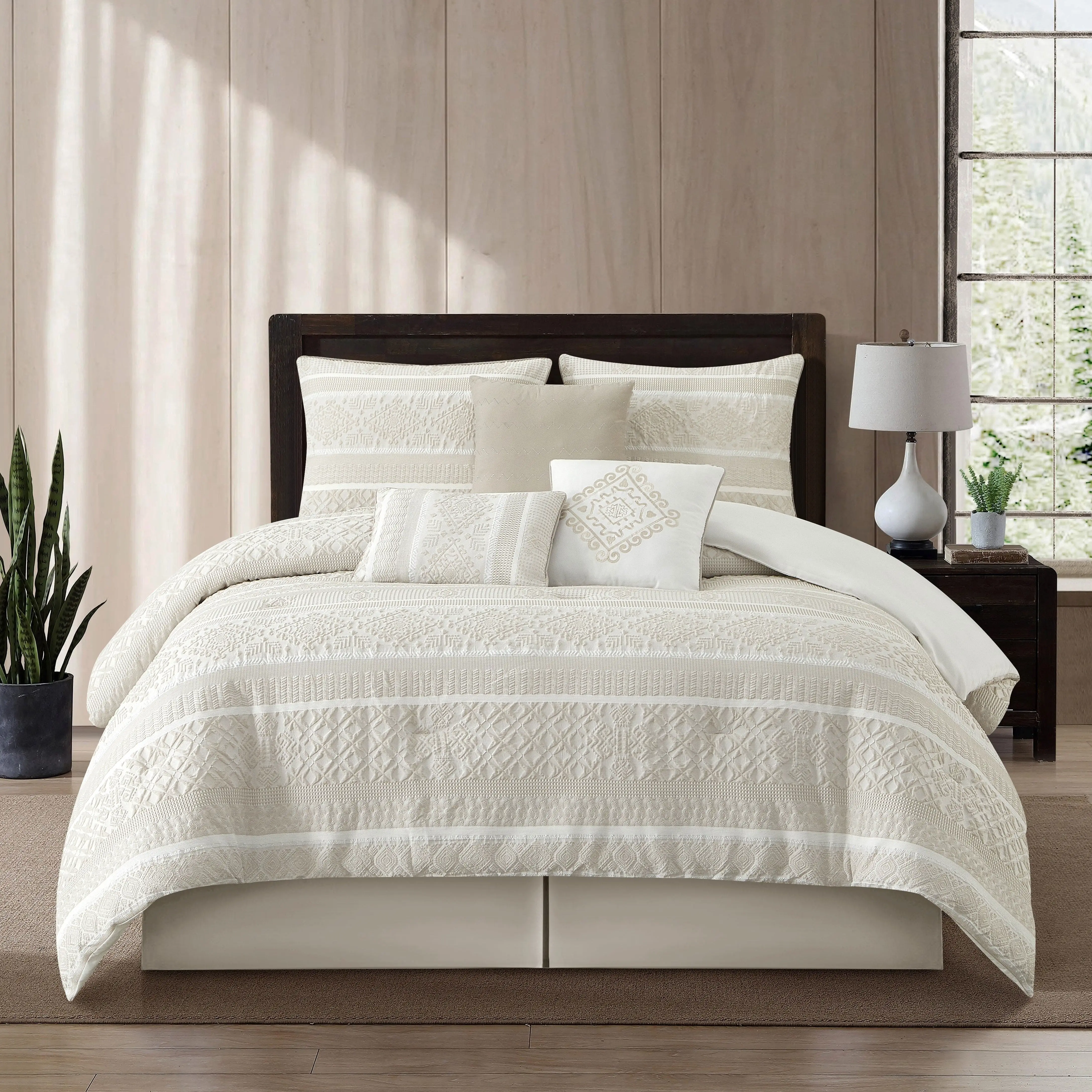 Ilaria 7 Piece Jacquard Comforter Set