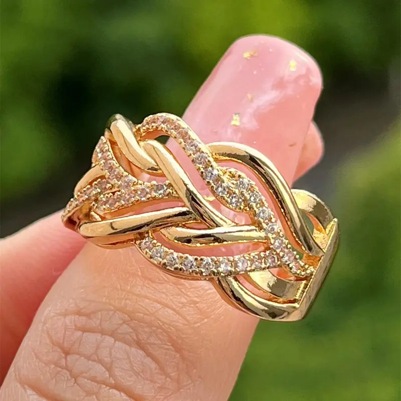 Women's Elegant Hollow Out Design Ring, Exquisite Trendy Artificial Zircon Decorated Ring, Fashionable Jewelry for Women As Engagement Anniversary Wedding Party Jewelry, Wedding Rings