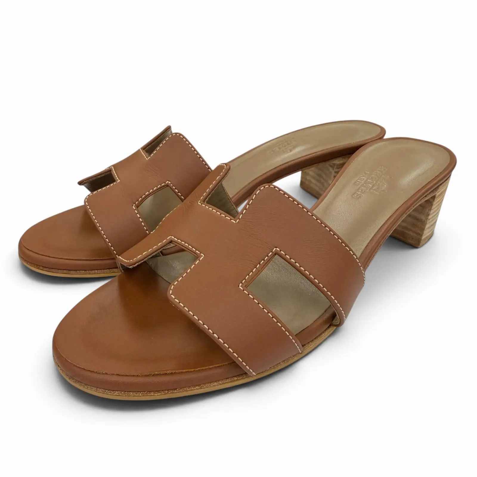 Pre-owned HERMÈS Calfskin Small Leather Goods Hermes Oasis Calf Leather Sandals