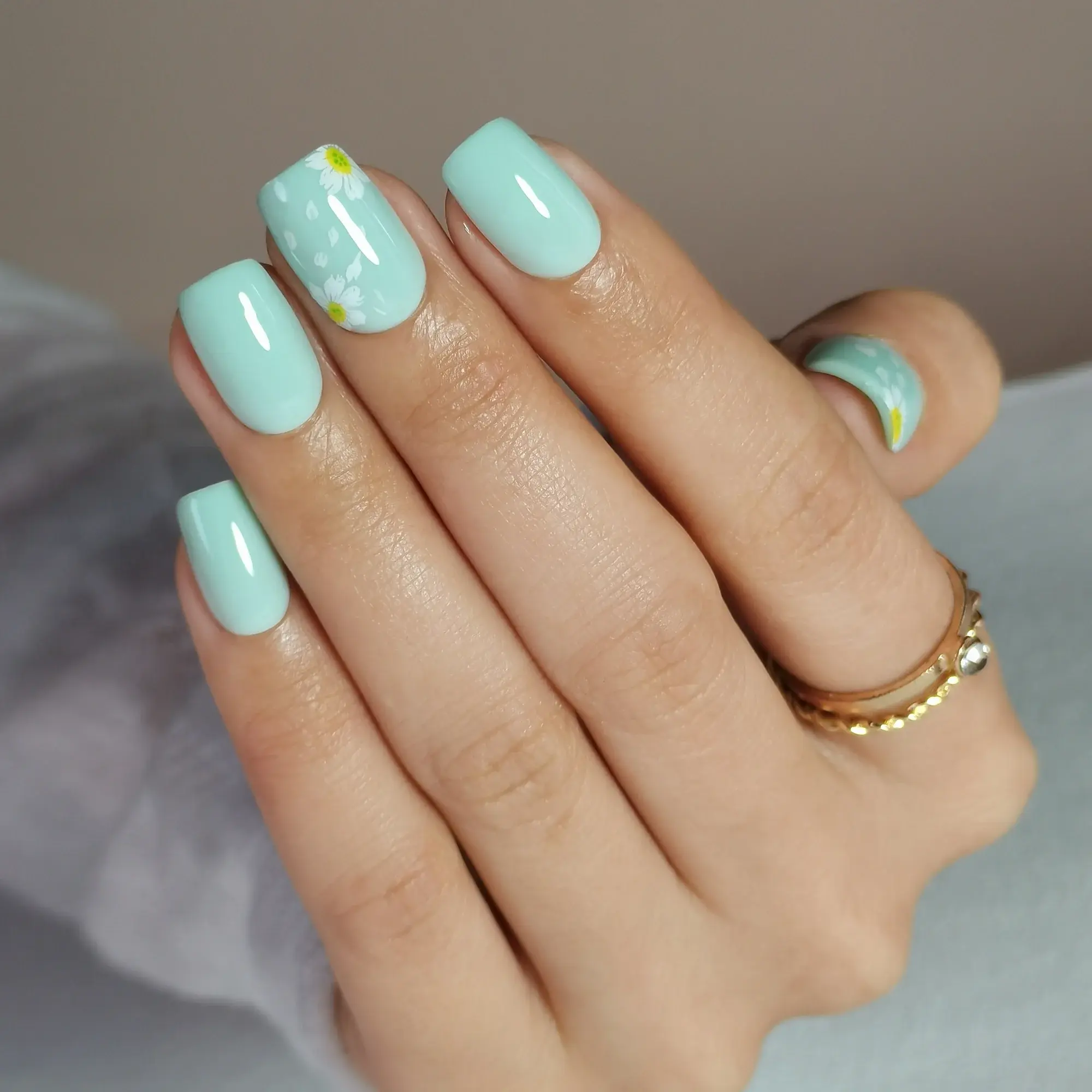 Mint Petal