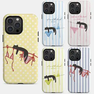 Funny Black Cat Phone Case – Cute Lazy Cat Hanging on Bikini Clothesline Design, Playful Striped Pattern, Whimsical Aesthetic for Cat Lovers, Trendy Y2K Retro Summer Vibe, Unique Gift Idea for Girls & Pet Lovers, Fits iPhone 17-7 & Samsung Galaxy S21-S25