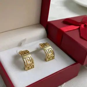 aretes 14k laminados resistentes al agua cloro y sudor