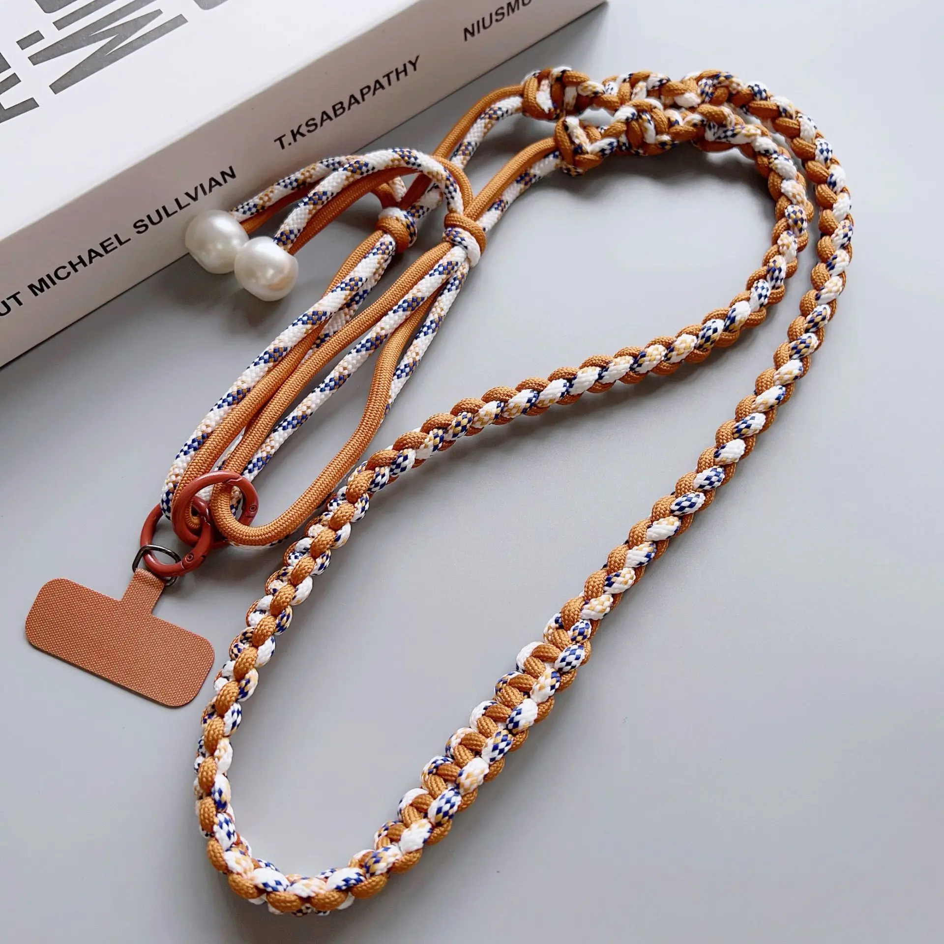 Brown, white and blue twisted four