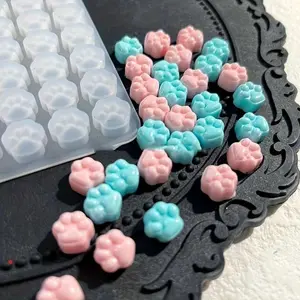 72 Mini Cat Paw Silicone Molds for DIY Resin Crafts, Non-Stick Easy Release Baking Accessories, Perfect for Handmade Projects, Handmade Gifts