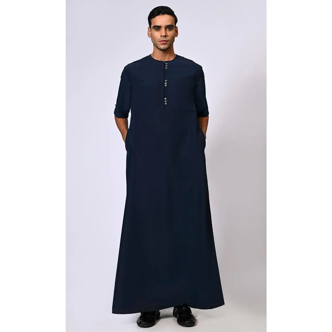 Zip-Up Men's Navy Thobe with Show Buttons and Stitch Detail