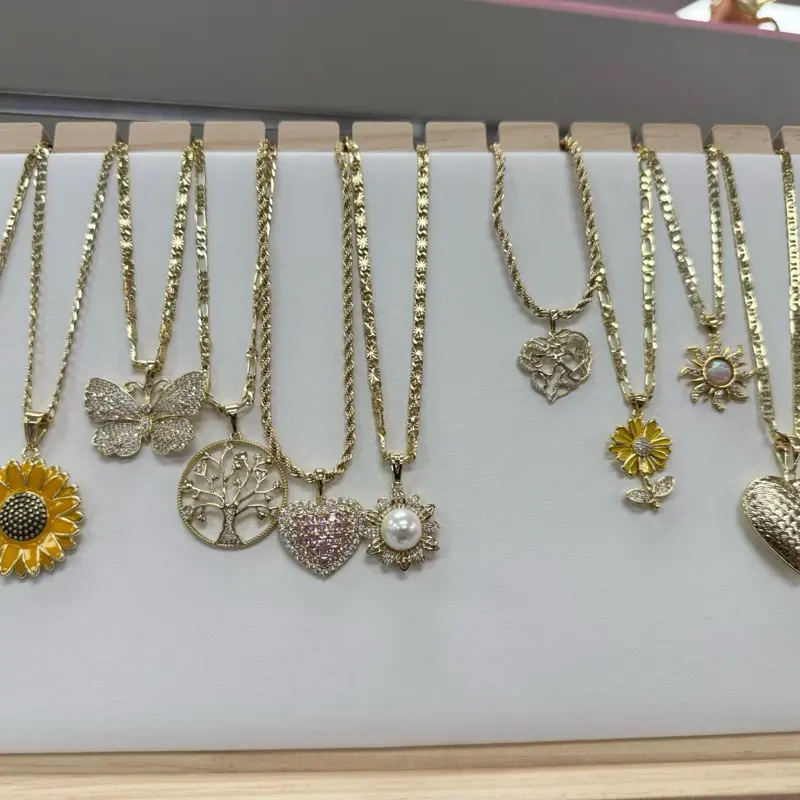 Lote dije y cadena dama