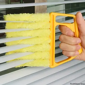 7-Slat Blind Cleaner for Household Windows and Shutters, Dust Removal Brush Tool with Detachable Washable Sleeves for Easy Maintenance