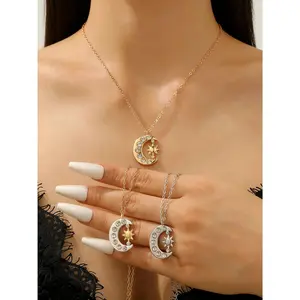 Star Moon Rhinestone Clavicle Necklace, Gold Silver Color Options, Moon Sun Design Luxurious Pendant, Fashion Accessory for Daily Wear, Charms Necklace