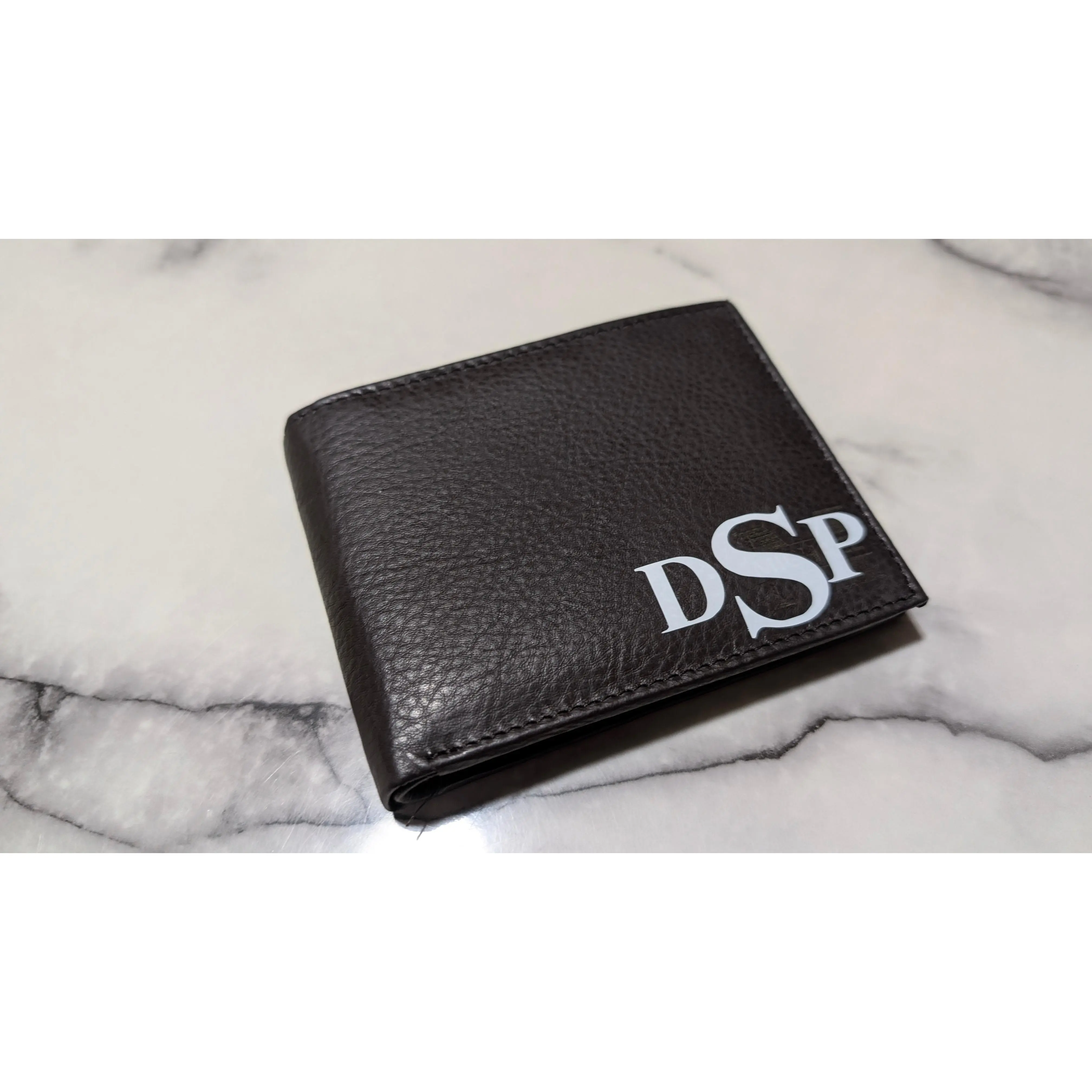 Personalized Genuine Leather Men’s Wallet with ID Window – Custom Monogram Gift for Him