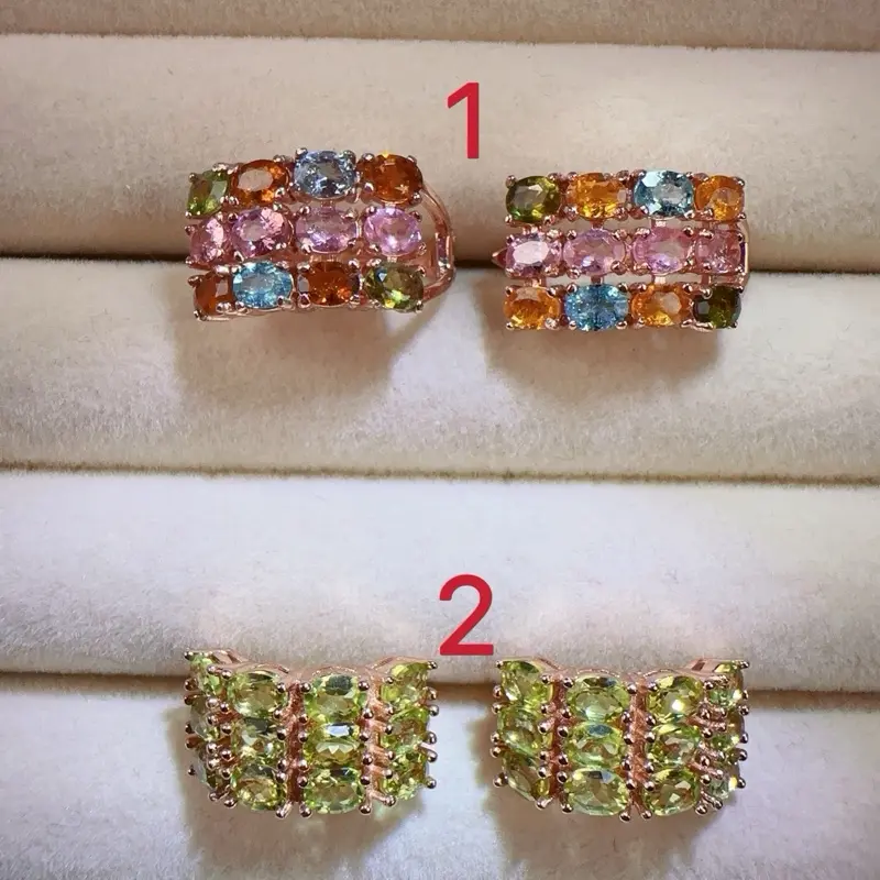 <PingEast jewelry >peridot earrings——925 Rose Gold-Plated Sterling Silver Huggie Earrings featuring three rows of 12 gemstones. Classic, versatile, and effortlessly stylish