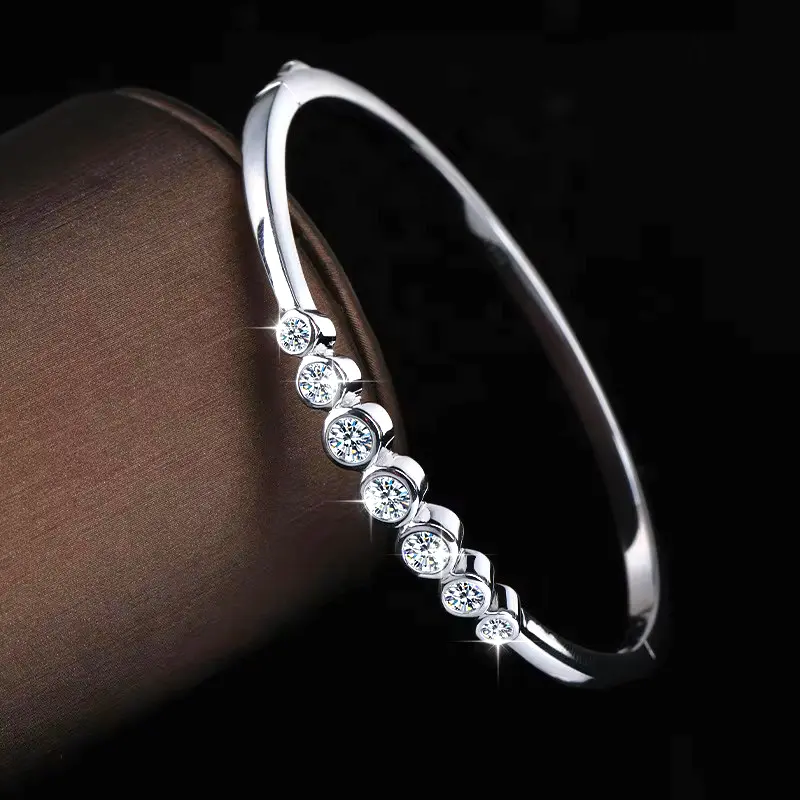 925 Sterling Silver Classic Bangle Bracelet, 7 VVS1 Grade Round GRA Certified Moissanite Stones