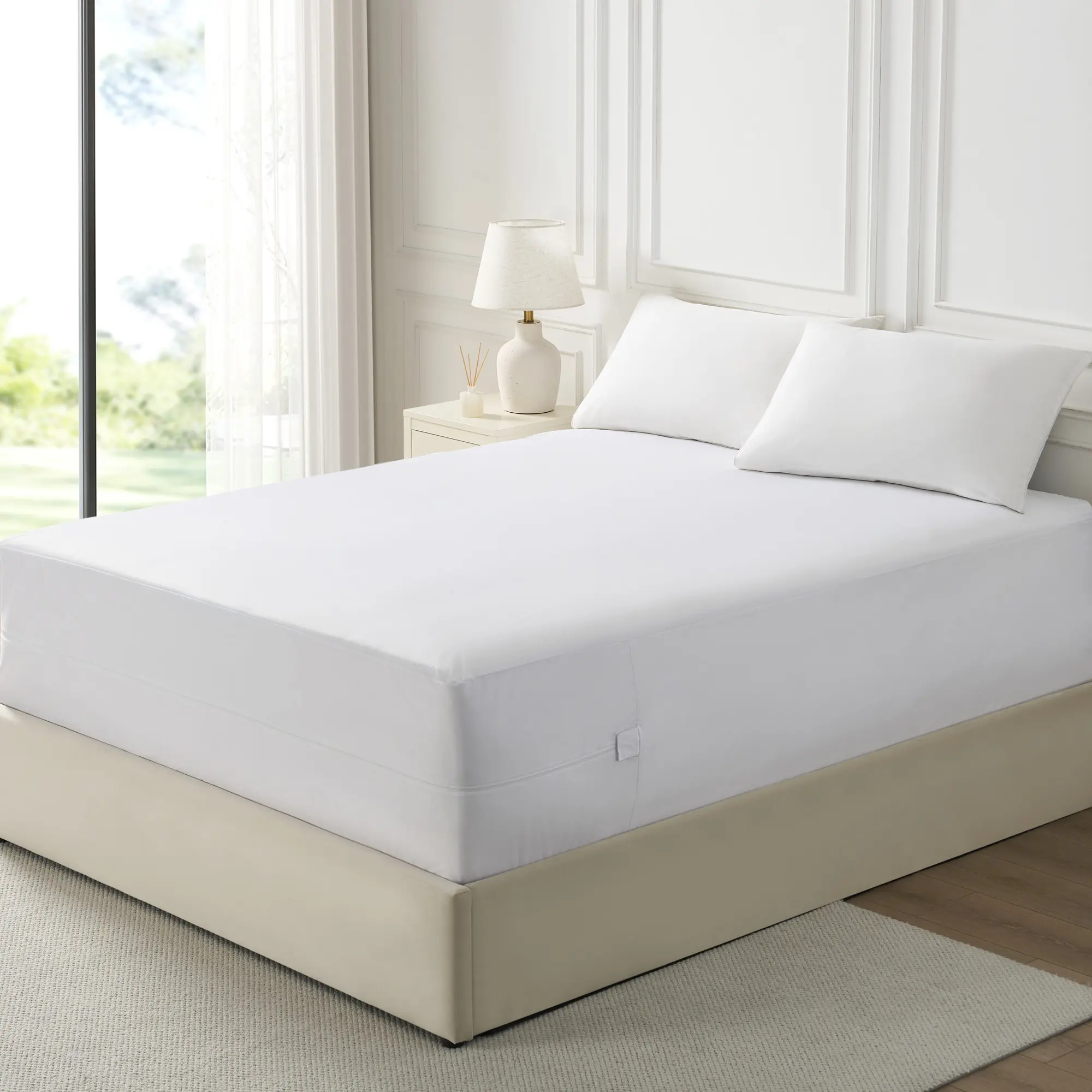 Mattress Encasement 100% Waterproof, Bed Bug Proof, Zippered Protector