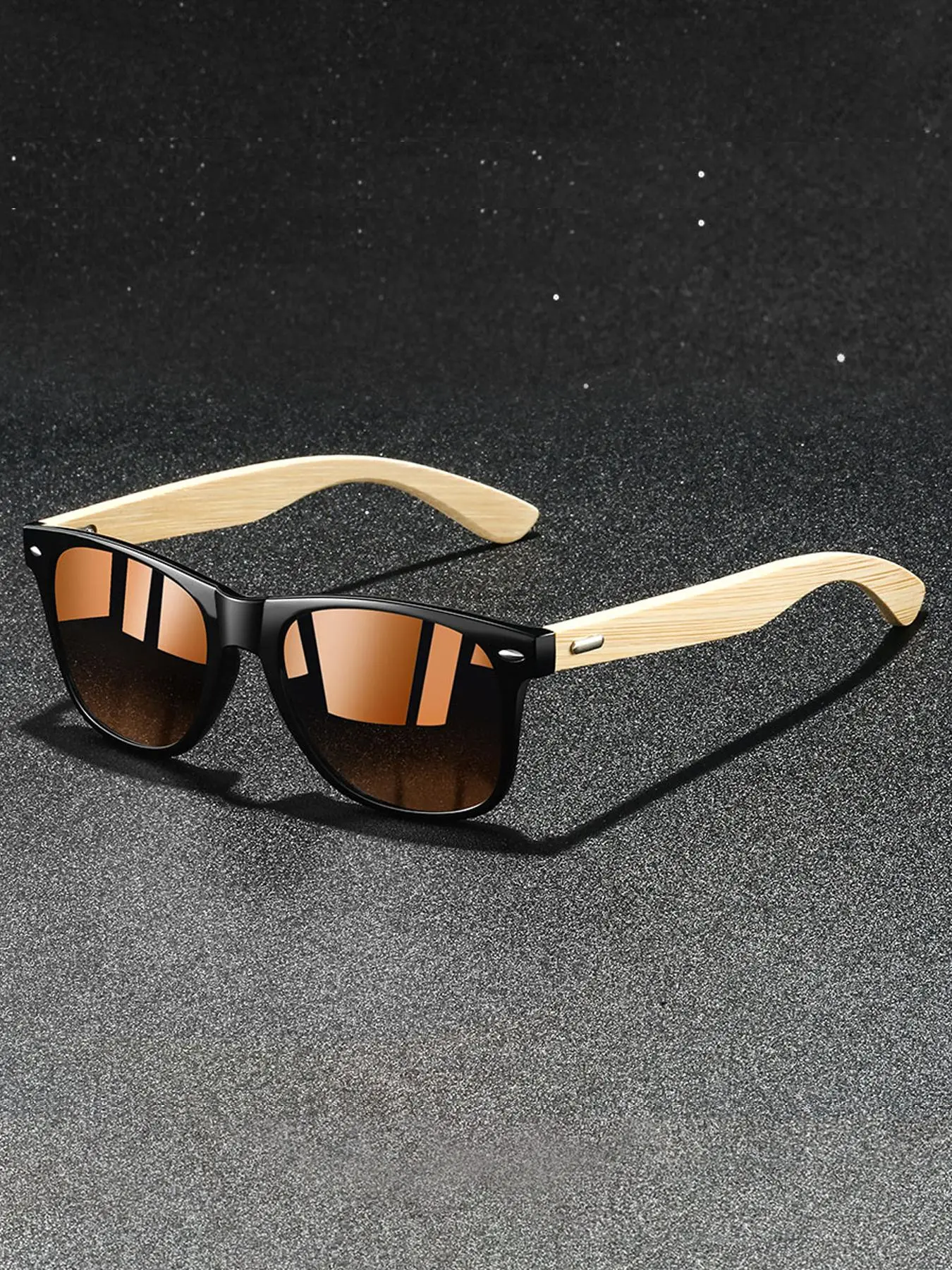 Latest model retro with bamboo wood frames oval glasses,suitable for both men and women,multiple lens colors to choose from,bamboo and wood frames are environmentally friendly and durable,suitable for daily casual wear