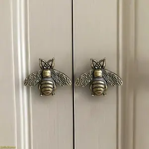 Cabinet Knobs And Drawer Pulls, Retro Home Furniture Hardware Accessory, Vintage Bee Honeycomb Decorative Knobs With Durable Zinc Alloy Material Design, Exquisite Striped Hardware Six Piece Set for Kitchen Cupboard And Home Furniture Decor