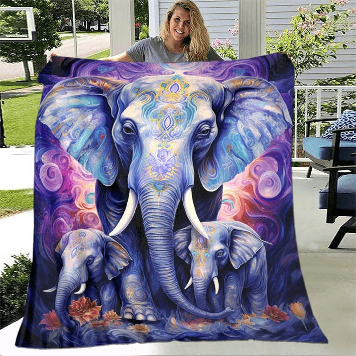 Cozy Elephant-Themed Flannel Throw Blanket - Soft, Warm & Lightweight for Couch, Bed, Travel & Camping - Durable Digital Print Design