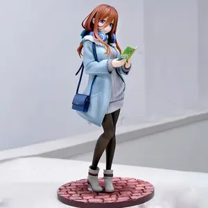 One Piece The Quintessential Quintuplets Miku Nakano Figure, Casual Winter Outfit， Miku Nakano Collectible Statue, Anime Girl with Headphones and Book，Miku Nakano Anime Figure, The Quintessential Quintuplets Collectible for Fans