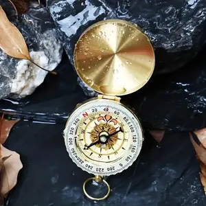 Copper Survival Compass with Night Glow Function, Water Resistant, Improves Visibility for Camping and Hiking, Essential Night Adventure Tool, Camping Tools, Camping Equipment