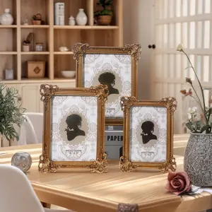 European Vintage Pattern Decorative Picture Frame, High Quality Frame, Resin Material, Home Desktop Decoration, Photo Display and Photography Prop, Vintage Square Frame
