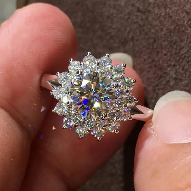 [Zirconia Sunflower Ring] Luxurious Double-Layer Petal Ring for Women - Sparkling Synthetic Zirconia Sunflower Design - Perfect for Weddings, Parties, Daily Wear, Proposal Gift