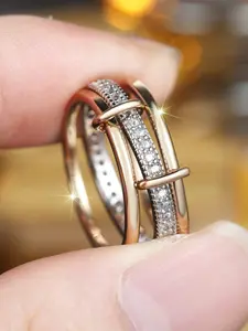 1 pc of Stylish and Versatile White Cubic Zirconia Full-Set Jewelry Luxury Jewelry Designed Exclusively for Women The Perfect Jewelry Gift for Her