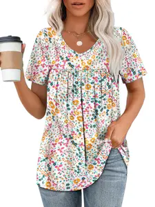 Women's Summer New Plus Size V-Neck Short Sleeve Loose Fit Ditsy Floral Printed T-Shirt, Casual Comfortable Vacation Wear, Fashion Top, Lady