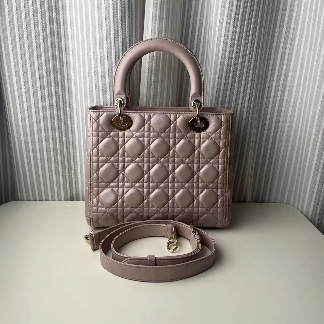 Pre-owned Dior lamb Crossbody Bags bag
