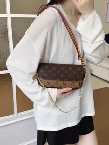 Luxury Crossbody Shoulder Bag, Adjustable Strap, All over Print, Versatile Chain Small Bag, Trendy Floral Design, Perfect for Any Season, Stylish Crossbody