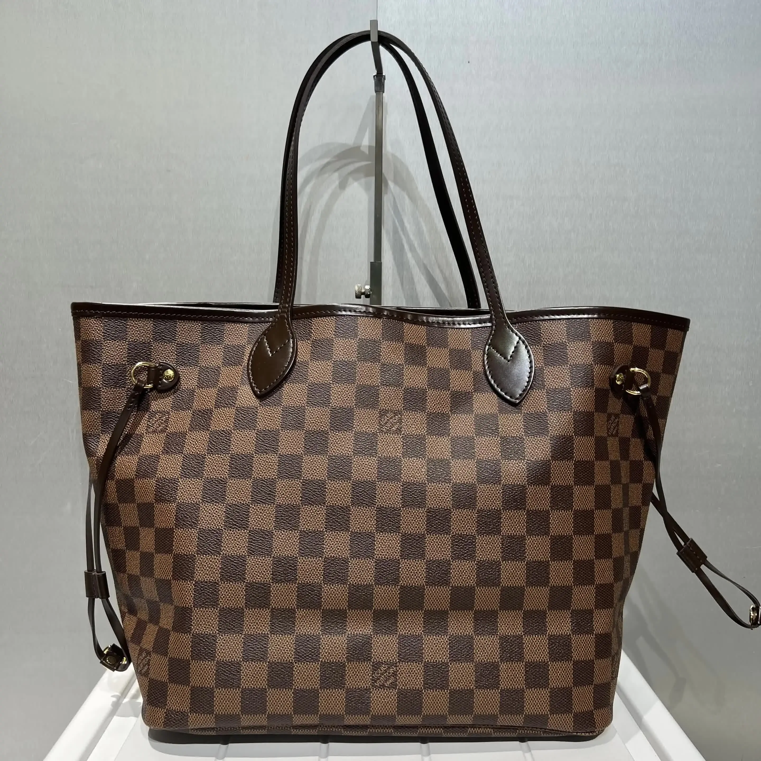 Pre-owned Louis Vuitton leather Shoulder Bags Neverfull MM Damier Ebene Coated Canvas with Trim (Date Code: SD3101) 87783589