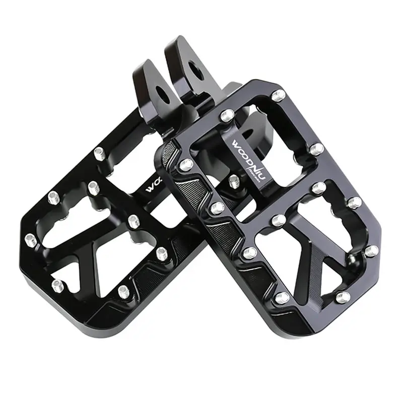 Dirt Bike Foot Pegs for Ebike Surron Light Bee X S, Color Prickly Peg,Motorcycle Aluminum Alloy Pedal for Segway X160 X260/Talaria X3 X4/E Ride PRO SS,Black Body with Silve Spikes