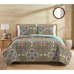 VCNY Home Yara Reversible Medallion Quilt Set,King