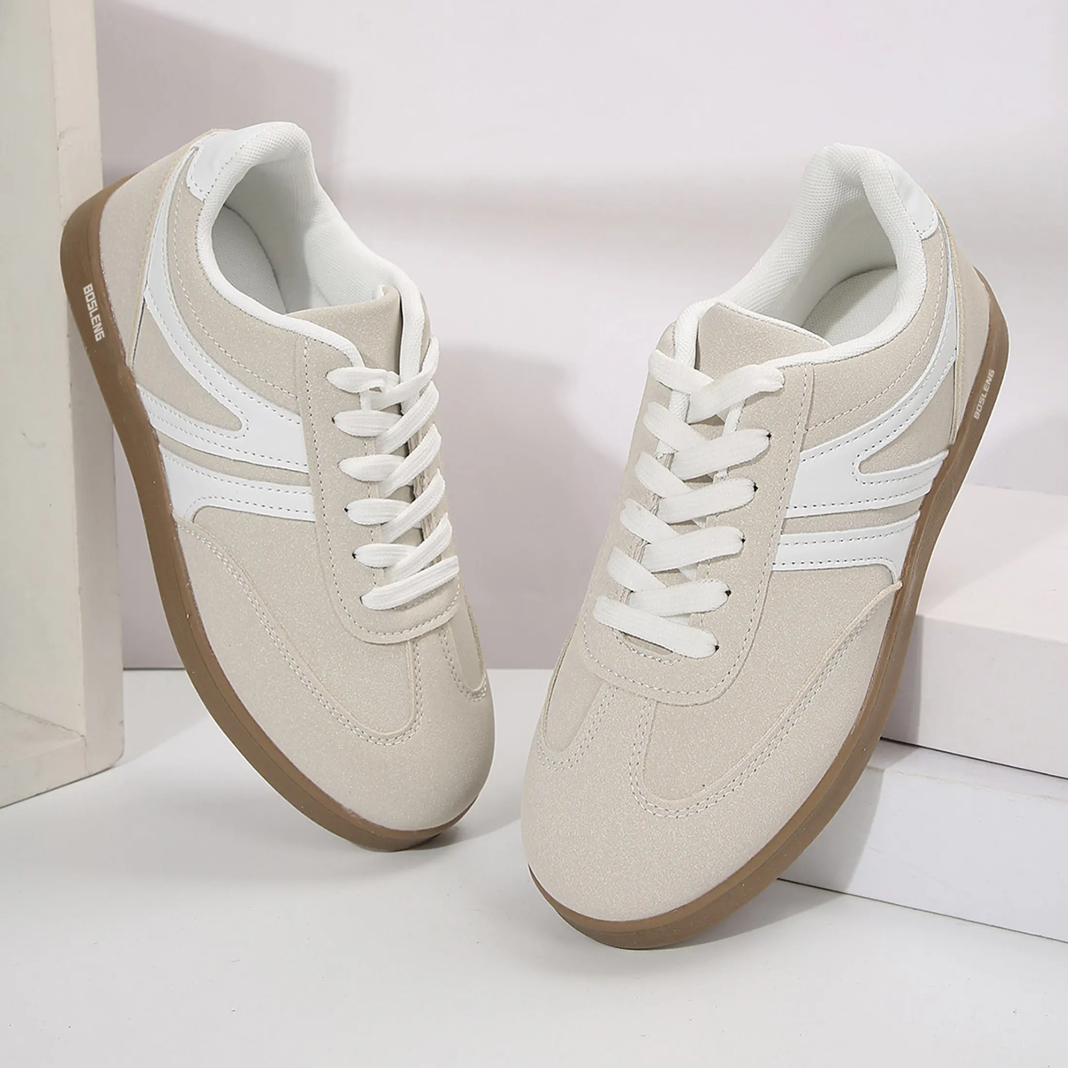 Women's Retro Lace-Up Patchwork Versatile Athletic Shoes Faux Suede Lace-Up Design Women Trainers Springfresh