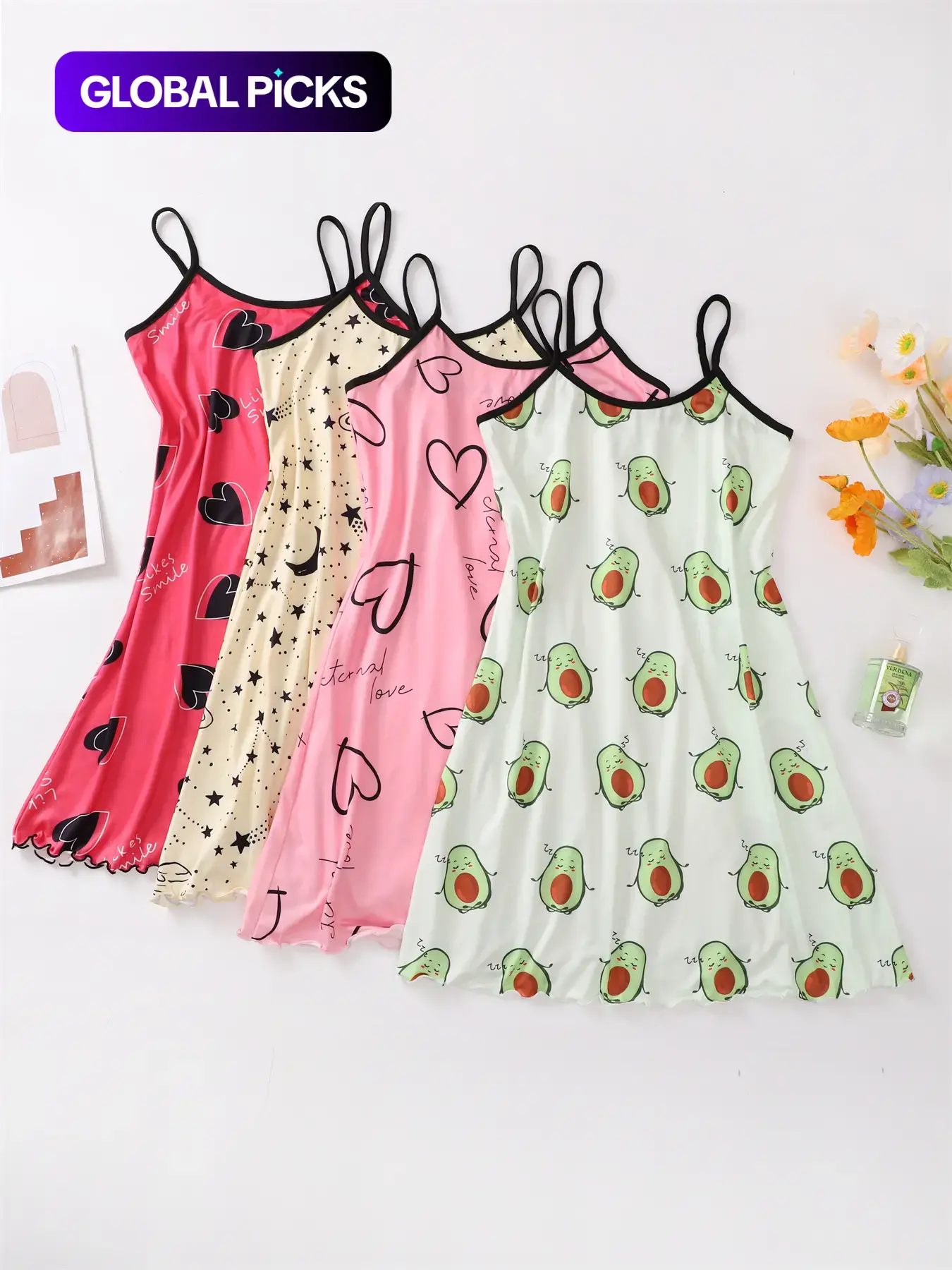 Women's Cute Cartoon Heart-Print Contrast-Binding Cami Nightdress, Soft Comfortable Sleeveless Fitted Nightgown for All-Season, Everyday, Ladies' Casual Sleepwear Loungewear, Nightwear Loungewear